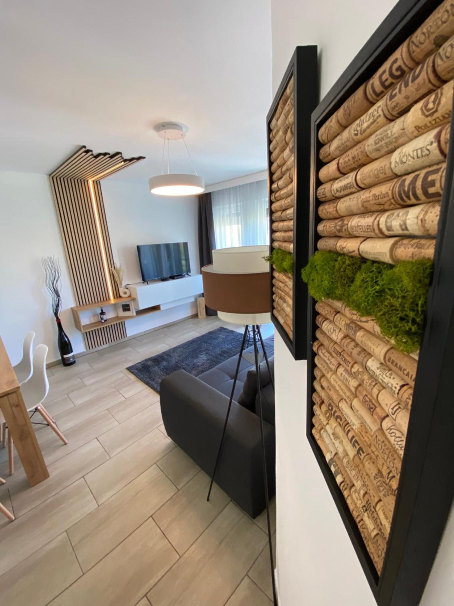 Ikon Apartment Heviz Exterior photo
